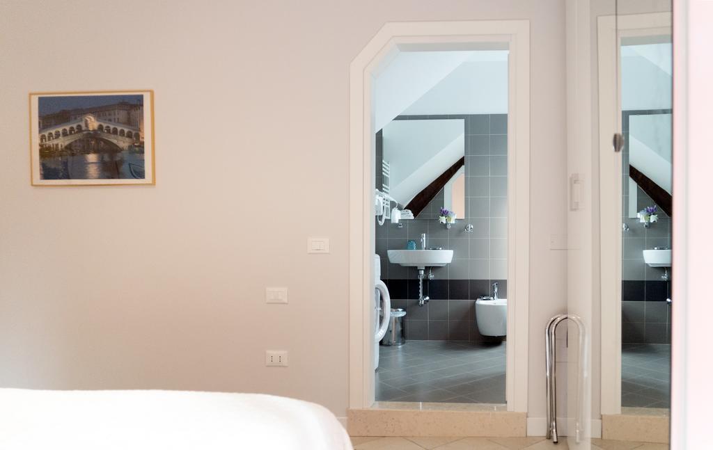 Venier Apartment Венеція Екстер'єр фото