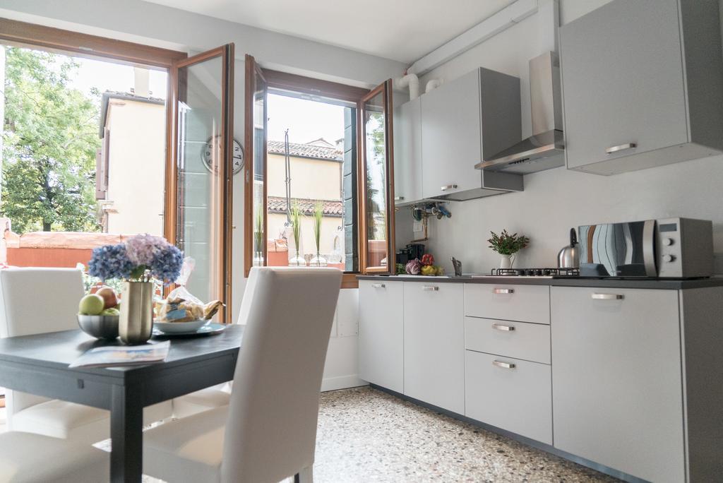 Venier Apartment Венеція Екстер'єр фото